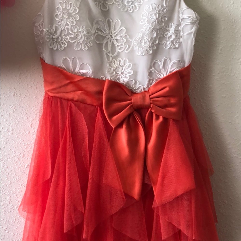 Girls dress